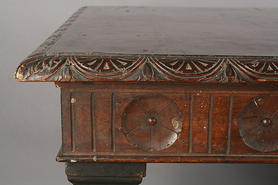 Antique Italian Renaissance Style Library Table In Good Condition In Sheffield, MA