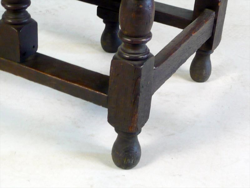 19th Century William and Mary Oak Gate Leg Table