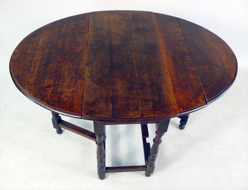 William and Mary Oak Gate Leg Table 4