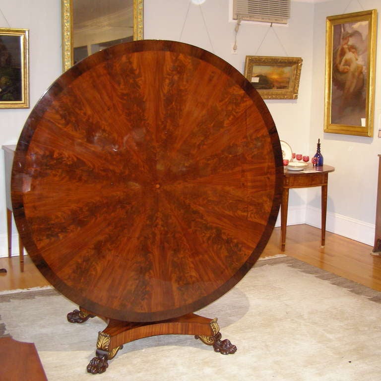 English Regency Inlaid Mahogany Tilt Top Breakfast or Dining Table circa 1835 In Excellent Condition In Great Barrington, MA