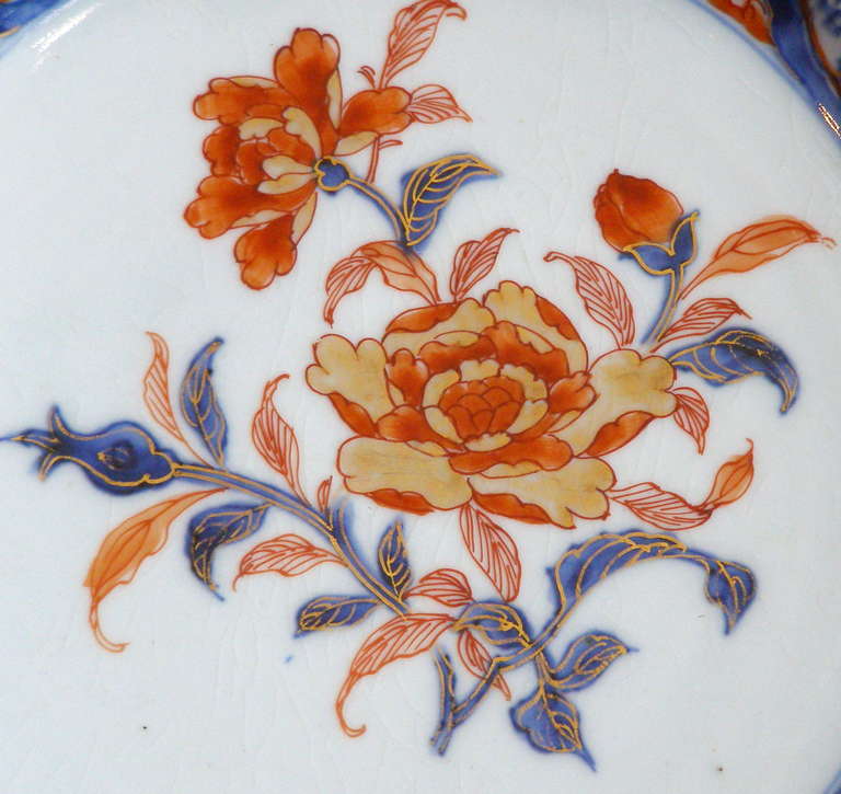 18th Century Chinese Imari Pattern Plate In Excellent Condition In Great Barrington, MA