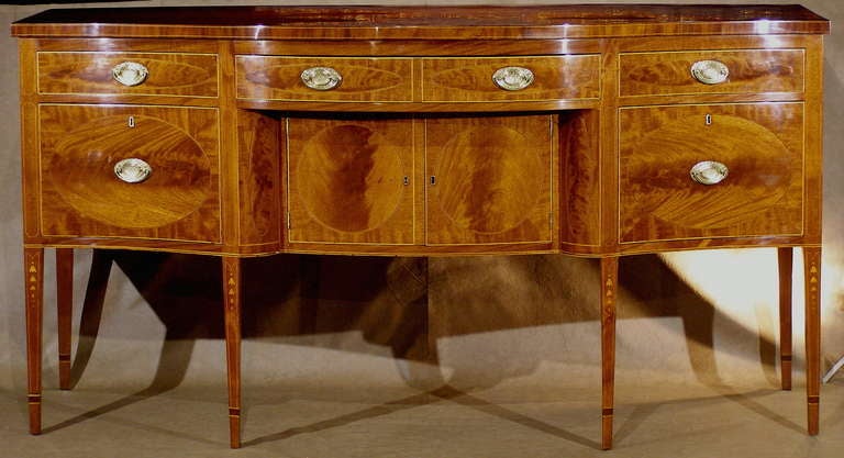 American Federal Period 18th Century Inlaid Mahogany Sideboard In Excellent Condition In Great Barrington, MA