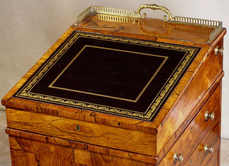 English Early Regency Rosewood Small Davenport Desk, circa 1820 1