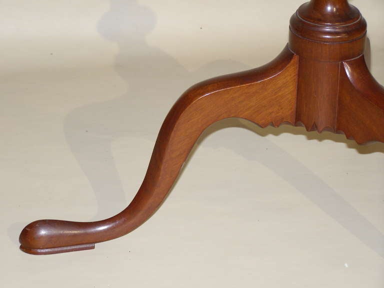 Mid-20th Century Federal Style Mahogany Candlestand by Margolis
