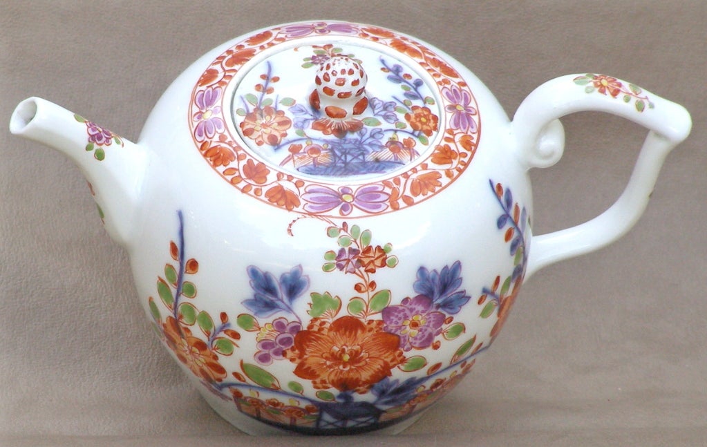 18th Century and Earlier Meissen Tea Pot With Matching Cups and Saucers