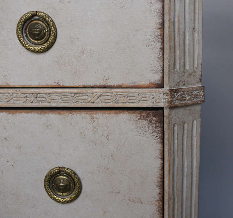 18th Century and Earlier Period Gustavian Chest of Drawers