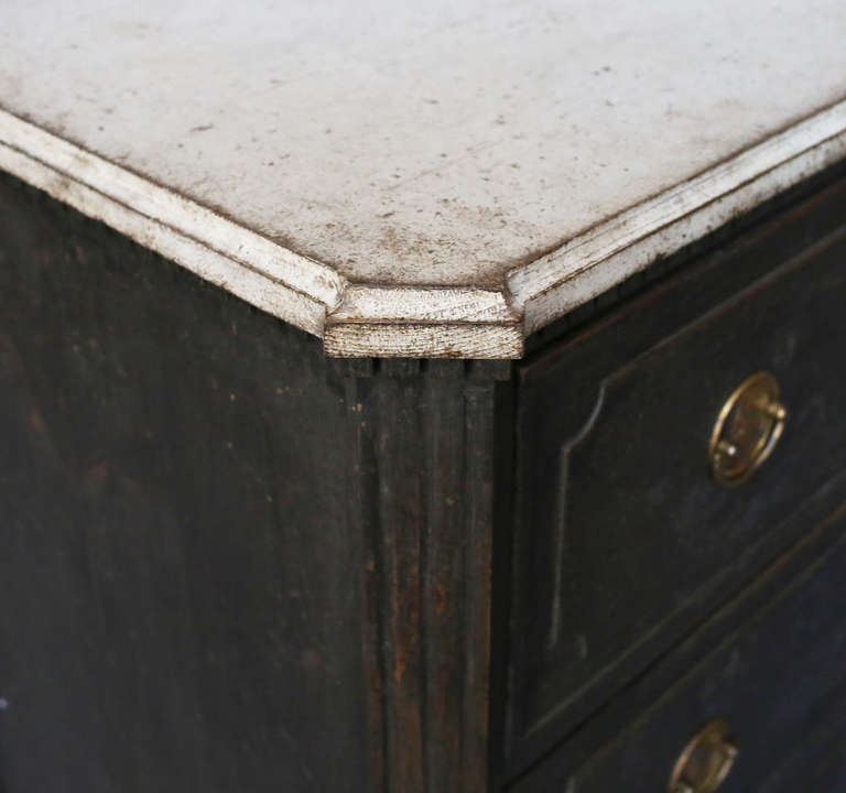 Gustavian Style Chest of Drawers in Black Paint In Excellent Condition In Sheffield, MA