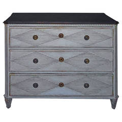 Swedish Chest of Drawers with Reeded Detail