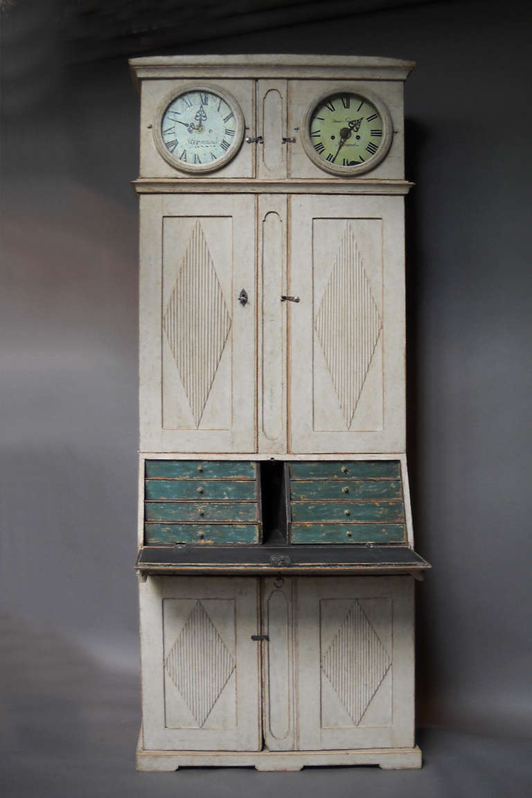 Period Hälsingland Secretary with Clock