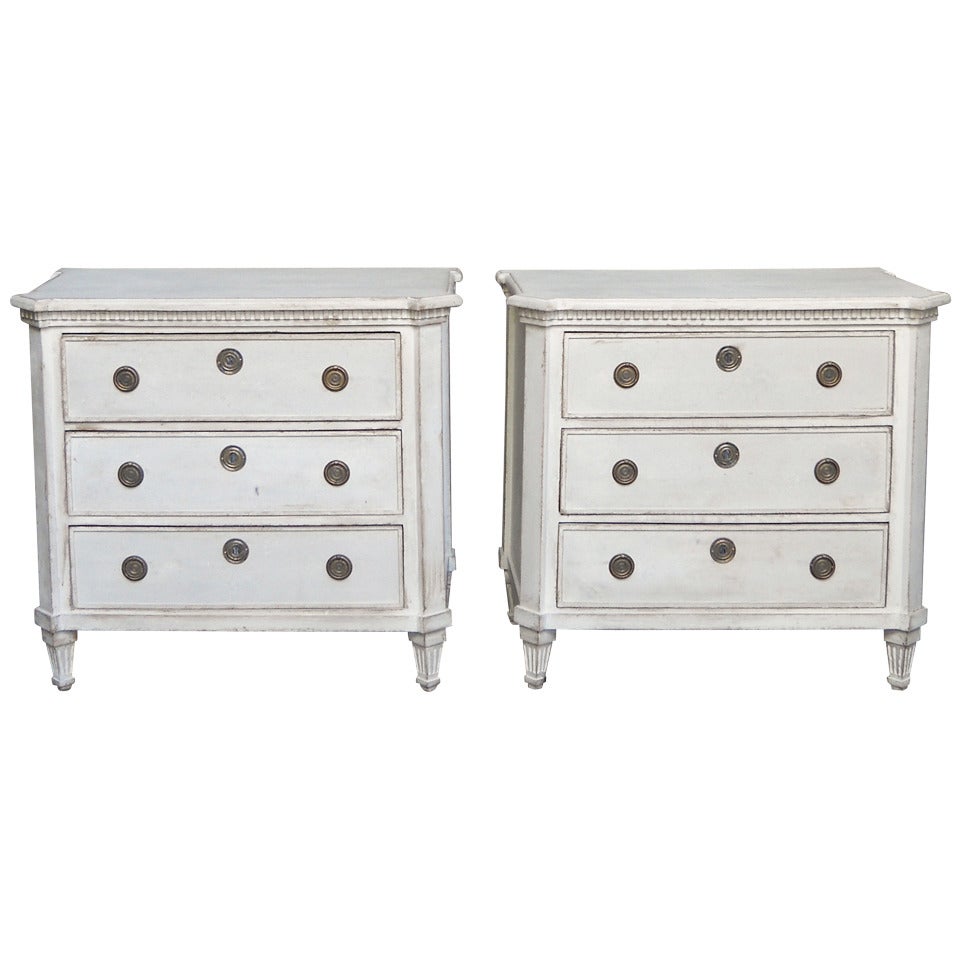 Pair of Three-Drawer Chests