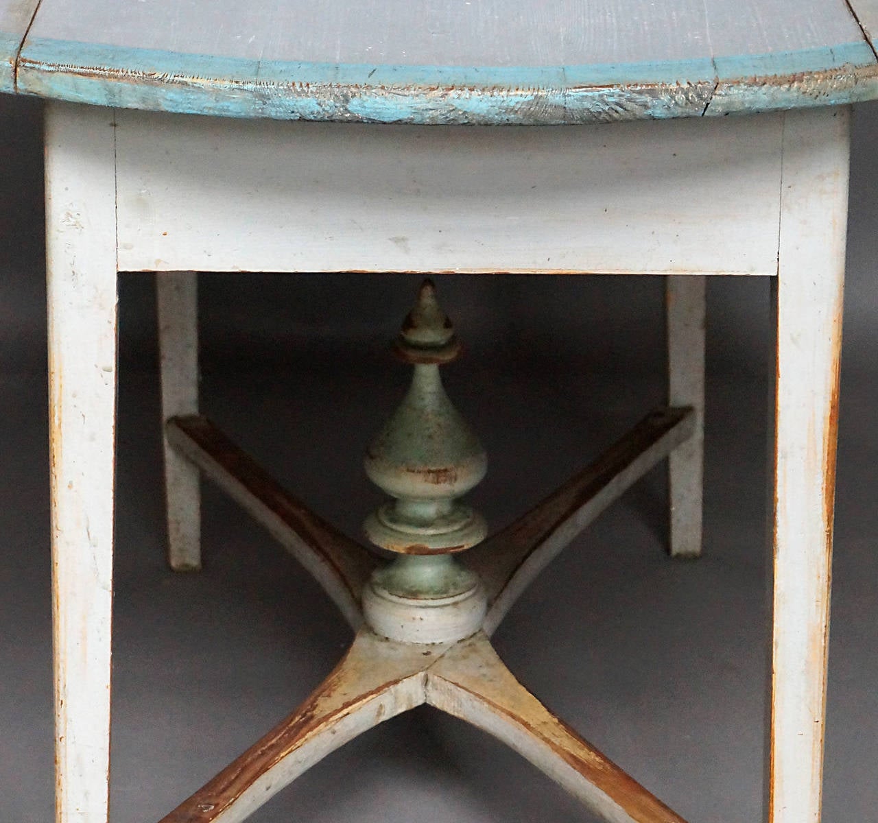 Carved Drop-Leaf Dining Table with Finial