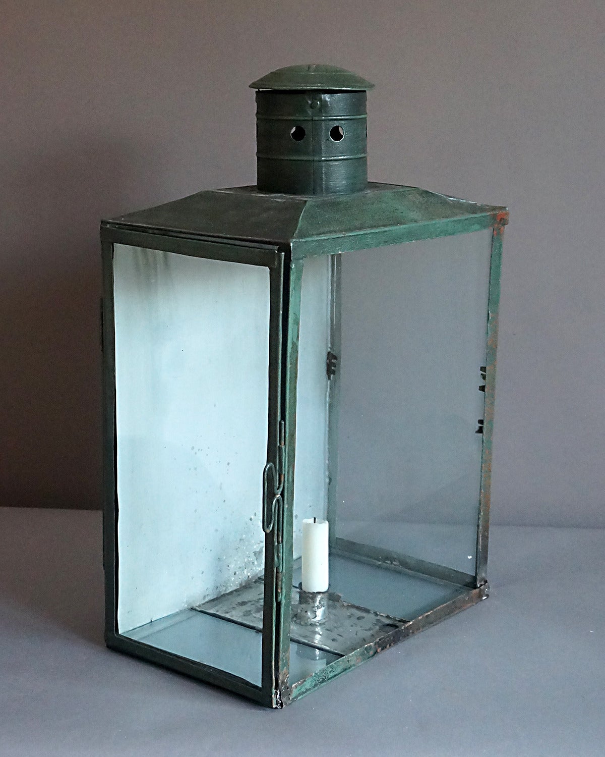 Swedish Lantern In Excellent Condition In Sheffield, MA