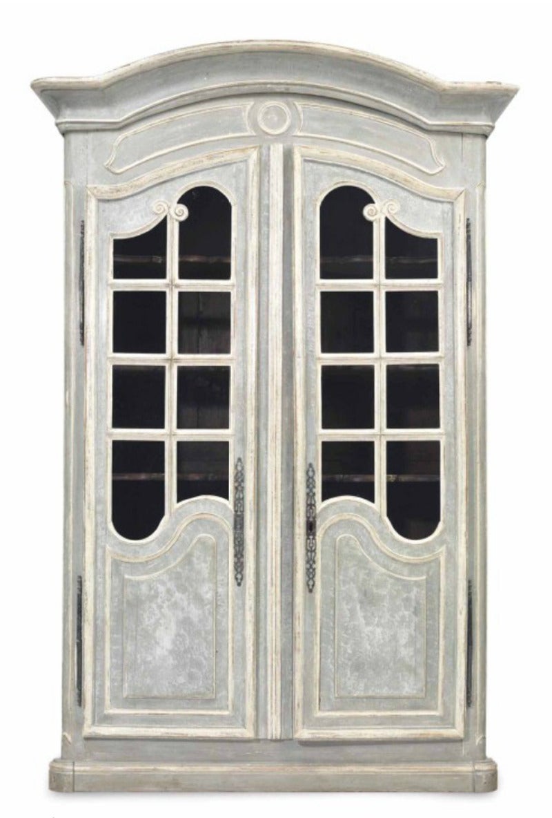 A Louis XVI Provincial. 
Grey and cream painted armoire.
18th century.

Measures: Height 93 in. Width 53 in. Depth 22 in.

Provenance:
Property from a Private English Collection.
Le Trianon Fine Art & Antiques.

Ar-Bu30.
$6,800.