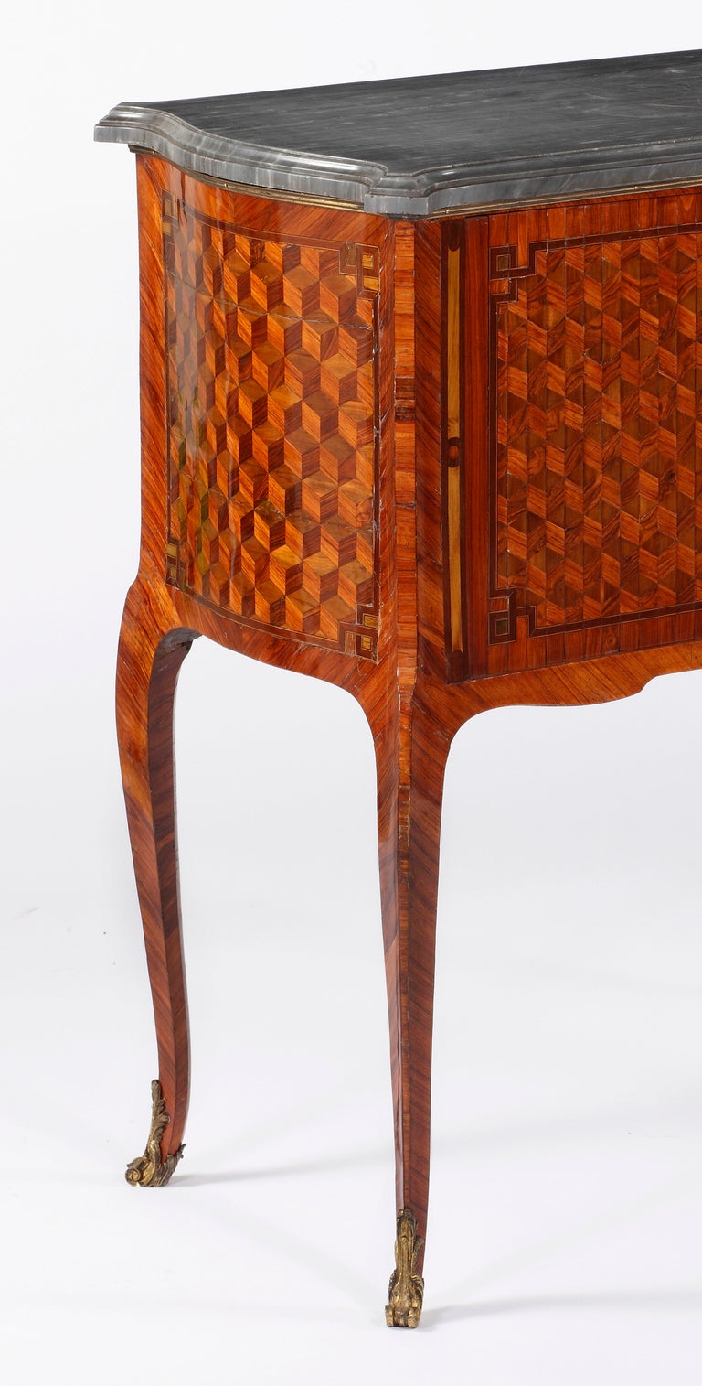 A Louis XV Ormolu mounted Tulipwood, Kingwood & Parquetry Collectors Cabinet  For Sale 1