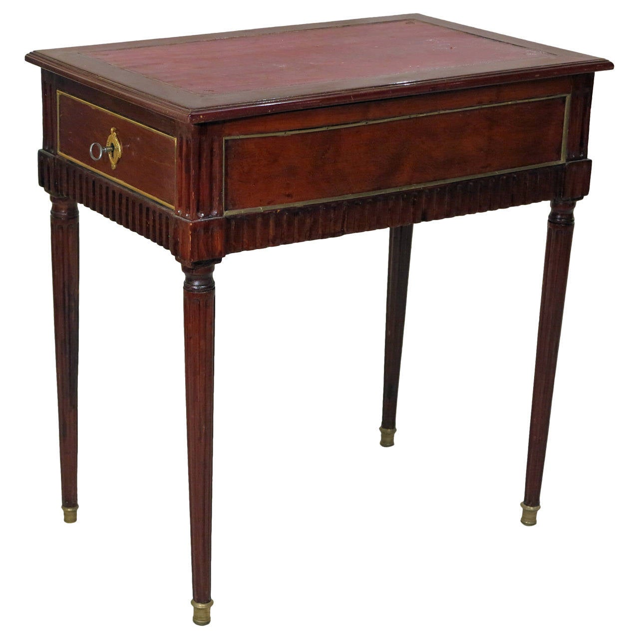 Feiner Louis XVI-Mahagoni-Tisch mit Lederplatte:: Canabas zugeschrieben