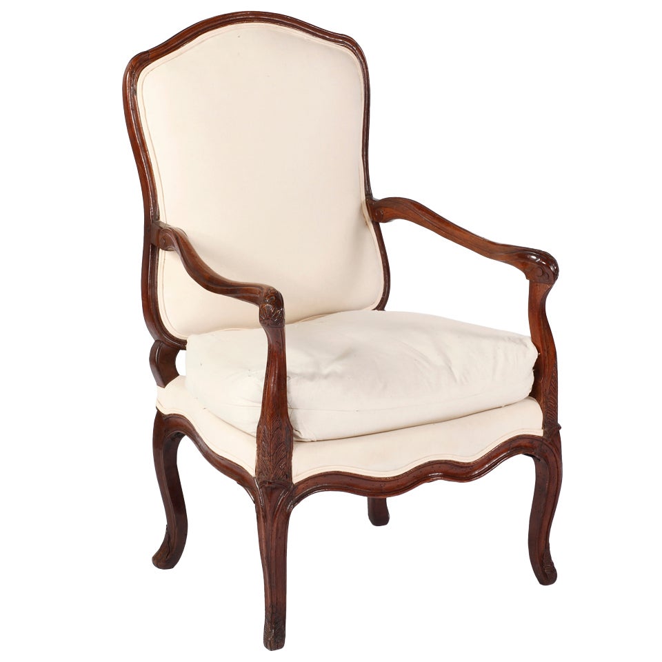 A Fine Early Louis XV Walnut Fauteuil Attributed Pierre Nogaret, 18th Century For Sale