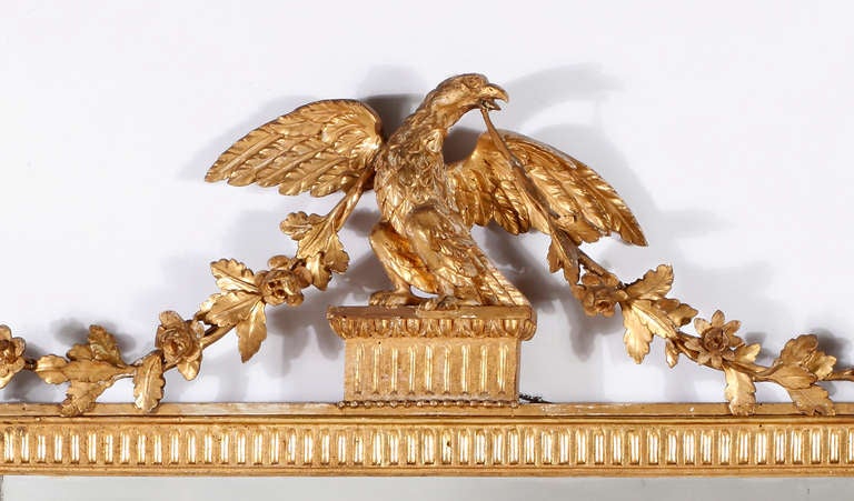 Anglais Un beau miroir en bois doré George III en vente