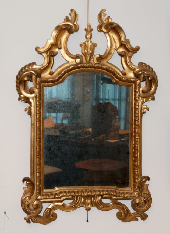A Fine Pair of Italian Genovese Giltwood Mirrors In Excellent Condition In Sheffield, MA