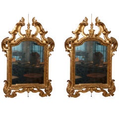 A Fine Pair of Italian Genovese Giltwood Mirrors 11