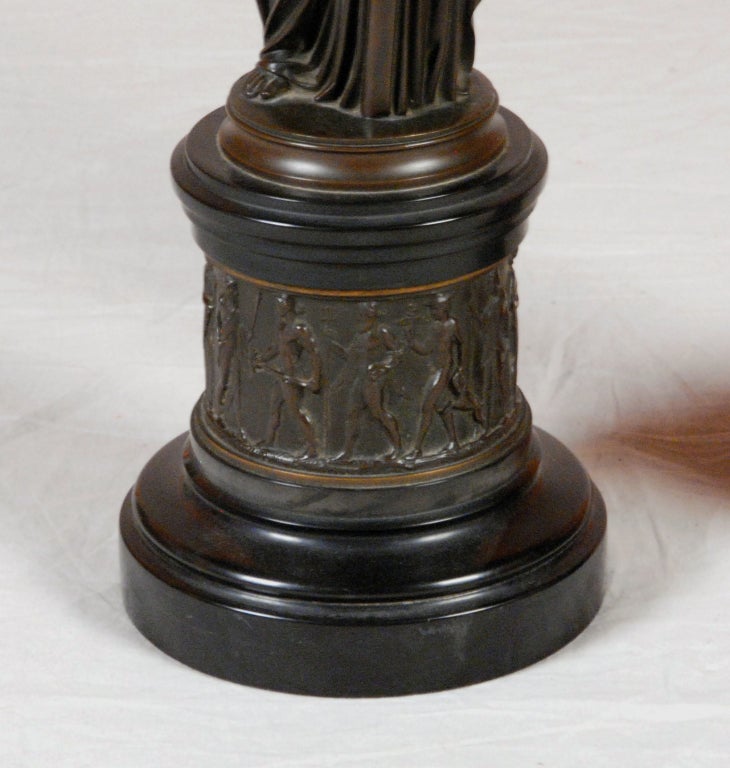 Französische Bronzefiguren von Louis Valentin Elias Robert, Paar im Angebot 2