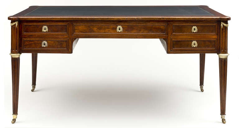 French Louis XVI Mahogany Bureau Plat circa 1790 In Excellent Condition In Sheffield, MA