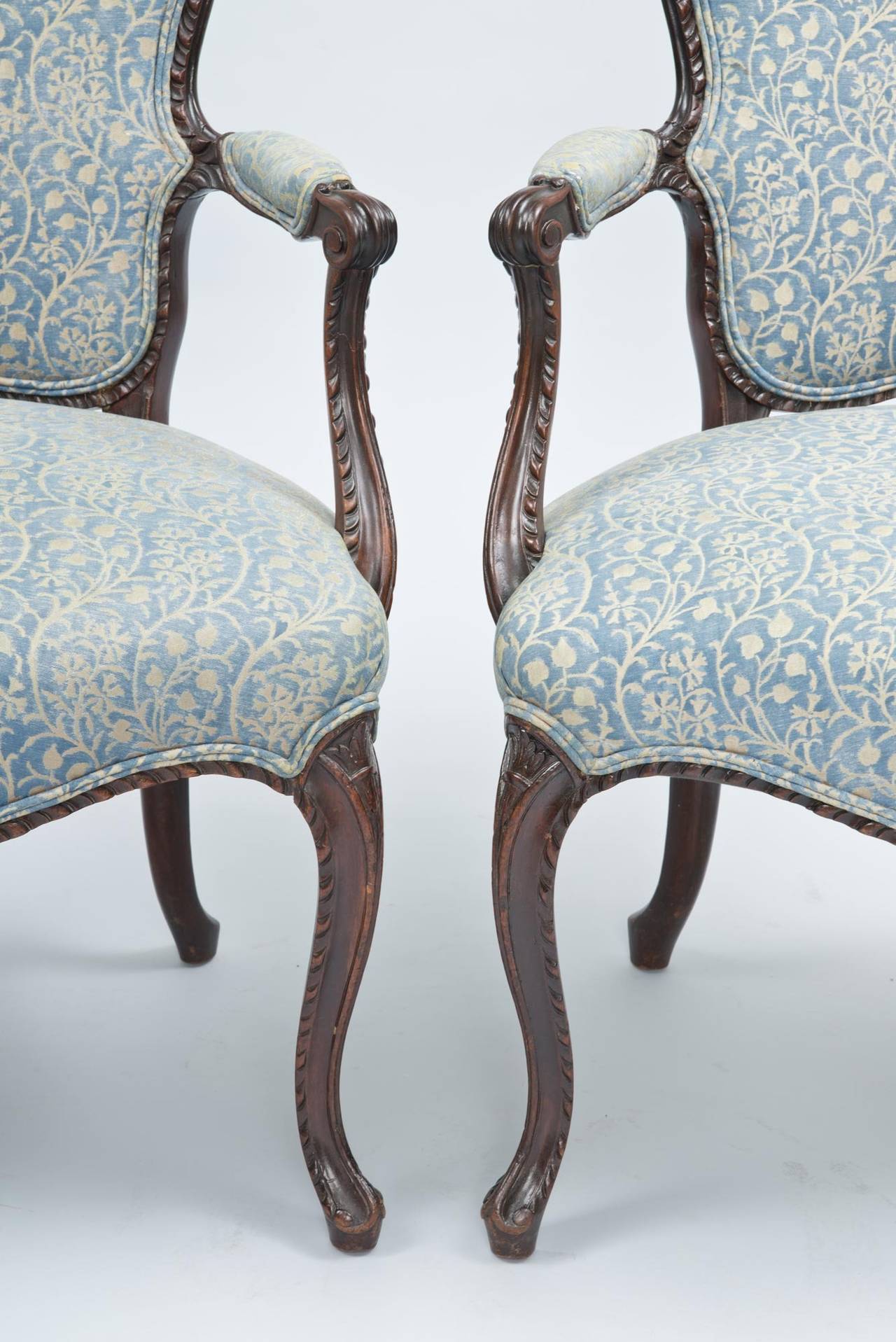 Pair of George III Mahogany Armchairs, circa 1770 In Good Condition In Sheffield, MA