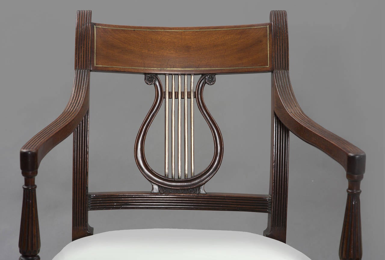 Pair of English Regency Period Lyre-Back Armchairs, circa 1810 In Excellent Condition In Sheffield, MA