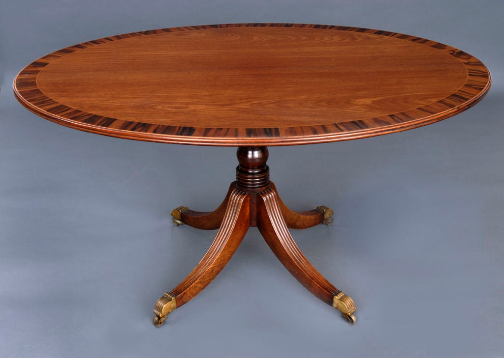English Regency Oval Table In Excellent Condition In Sheffield, MA