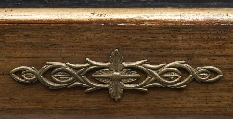 English Pair of Regency Period Rosewood Bookcases, circa 1820 For Sale 4