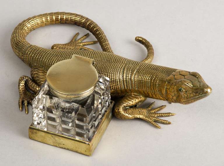 English Antique Brass Salamander Ink Stand, Circa 1890 In Excellent Condition In Sheffield, MA