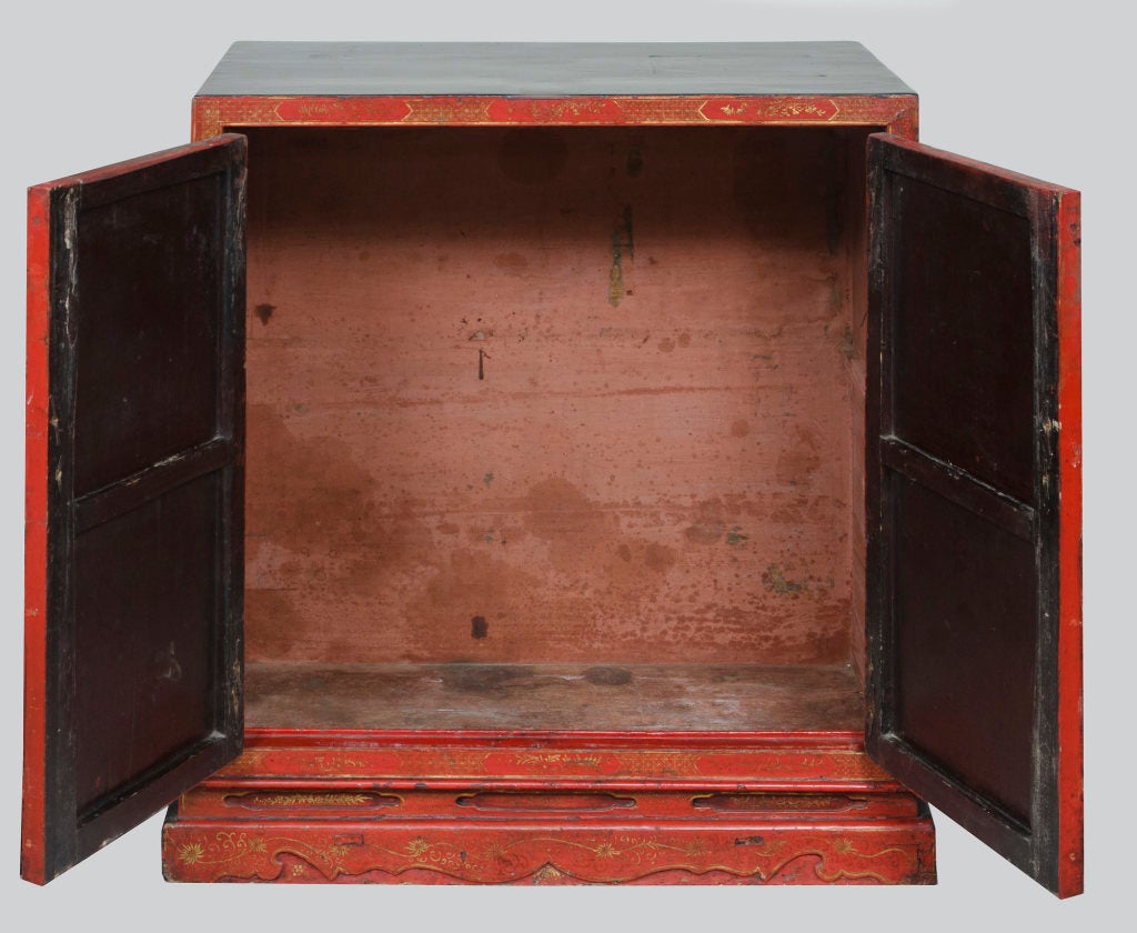 Gilt Red Lacquered Chinese Cabinet