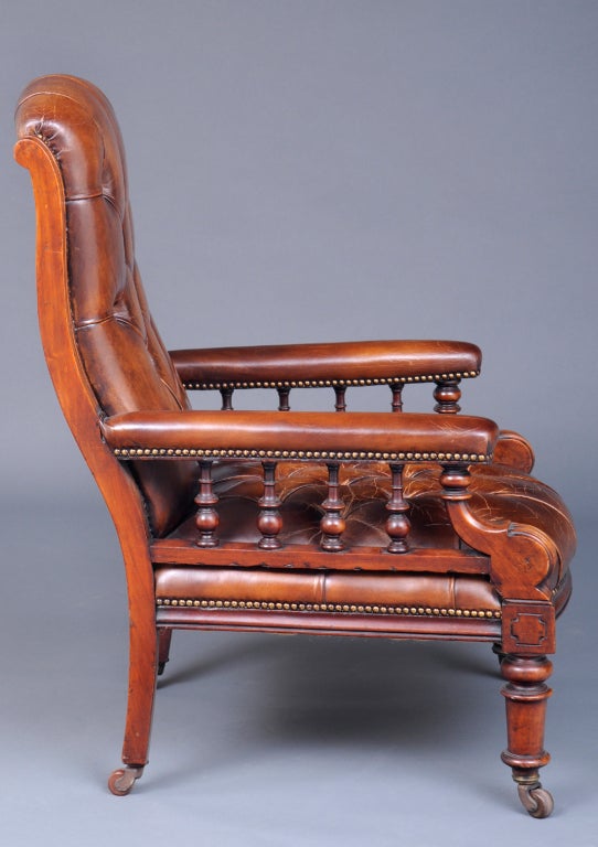 English Antique Library Armchair In Excellent Condition For Sale In Sheffield, MA