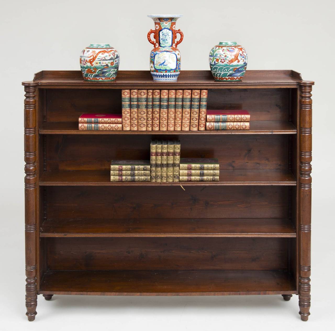 Regency Mahogany Open Bookcase, circa 1820 In Excellent Condition In Sheffield, MA