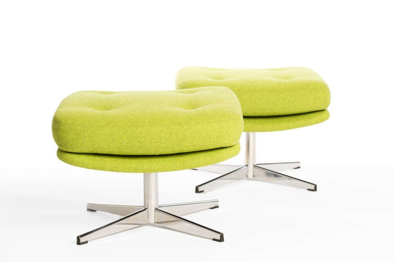 Modern Pair of Stendig Swivel Stools For Sale