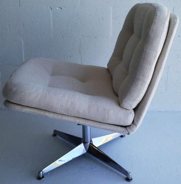 Linen Single Lounge Chair by Founders For Sale
