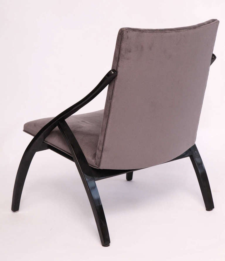 Graceful Pair of Danish Lounge Chairs For Sale 3