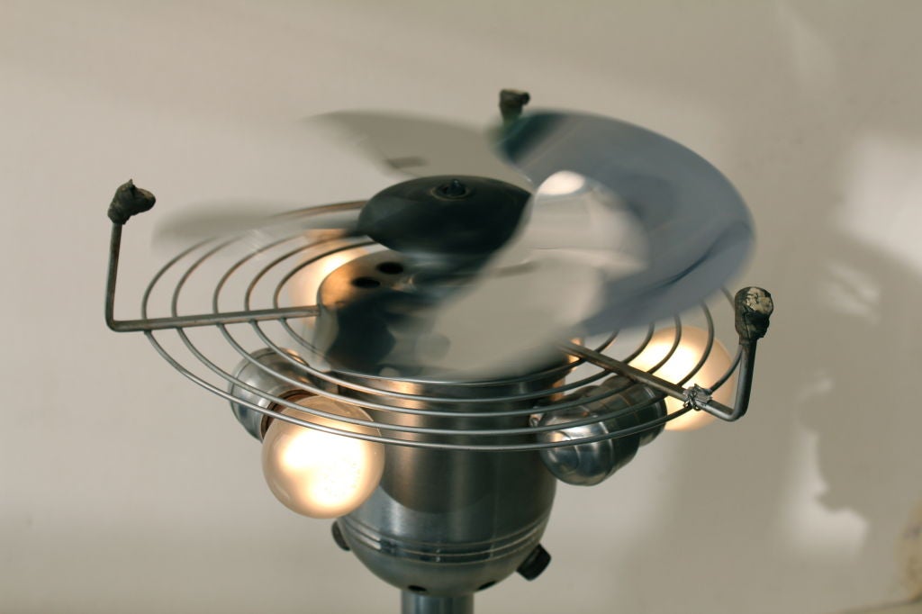 Rare 1930's American lamp o fan, desk lamp with a fan on top 3
