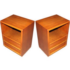 Pair of T.H. Robsjohn Gibbings night stands or end tables