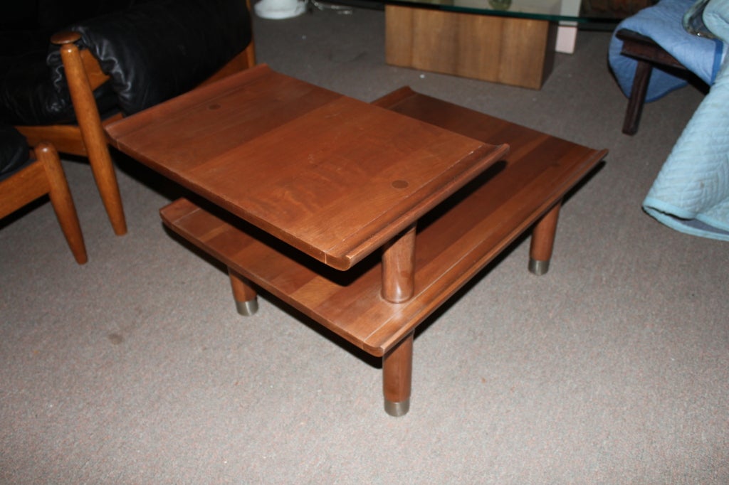 willett furniture end table