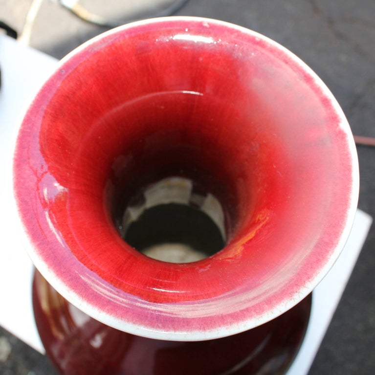 Chinese Oxblood Vase In Good Condition For Sale In Palm Springs, CA