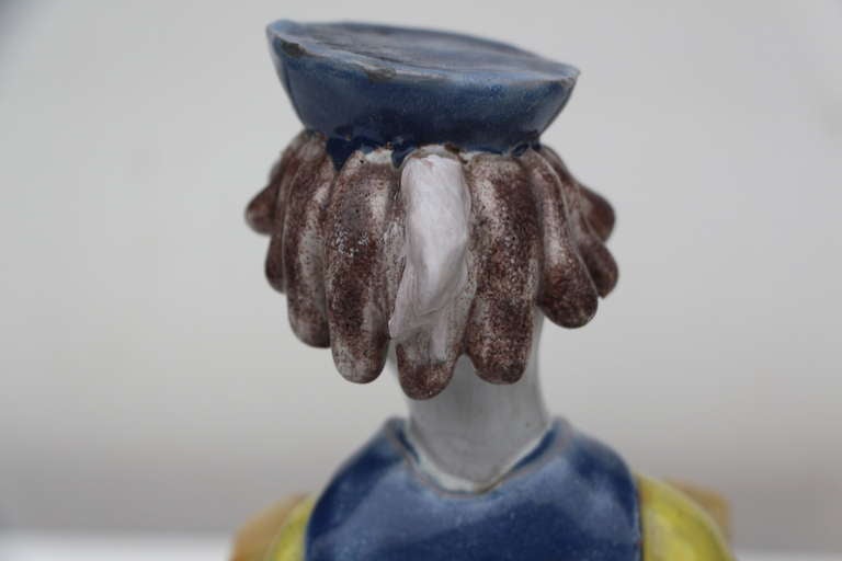 Terracotta Figure secessioniste dell'ungherese Maria Rahmer in vendita