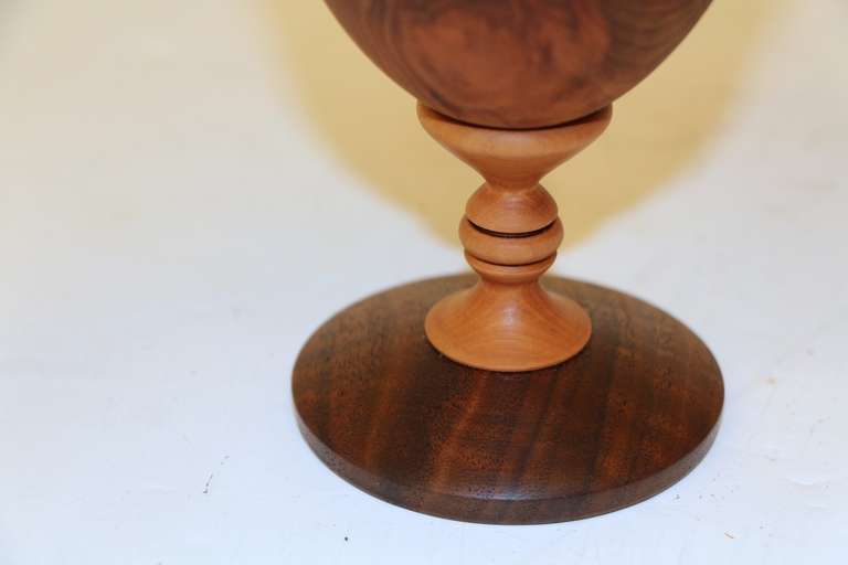 Elegante cuenco de madera torneada de Paul Maurer siglo XX en venta
