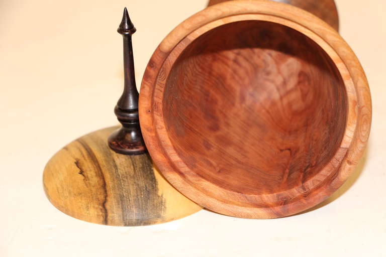 American Graceful turned wood bowl by Paul Maurer For Sale