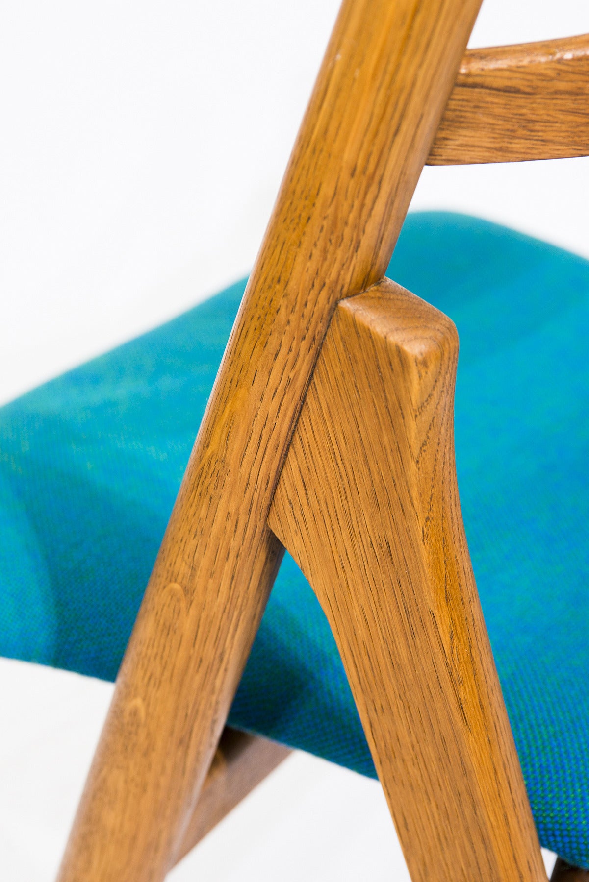Mid-20th Century Set of 12 Hans Wegner CH 29 Dining Chairs