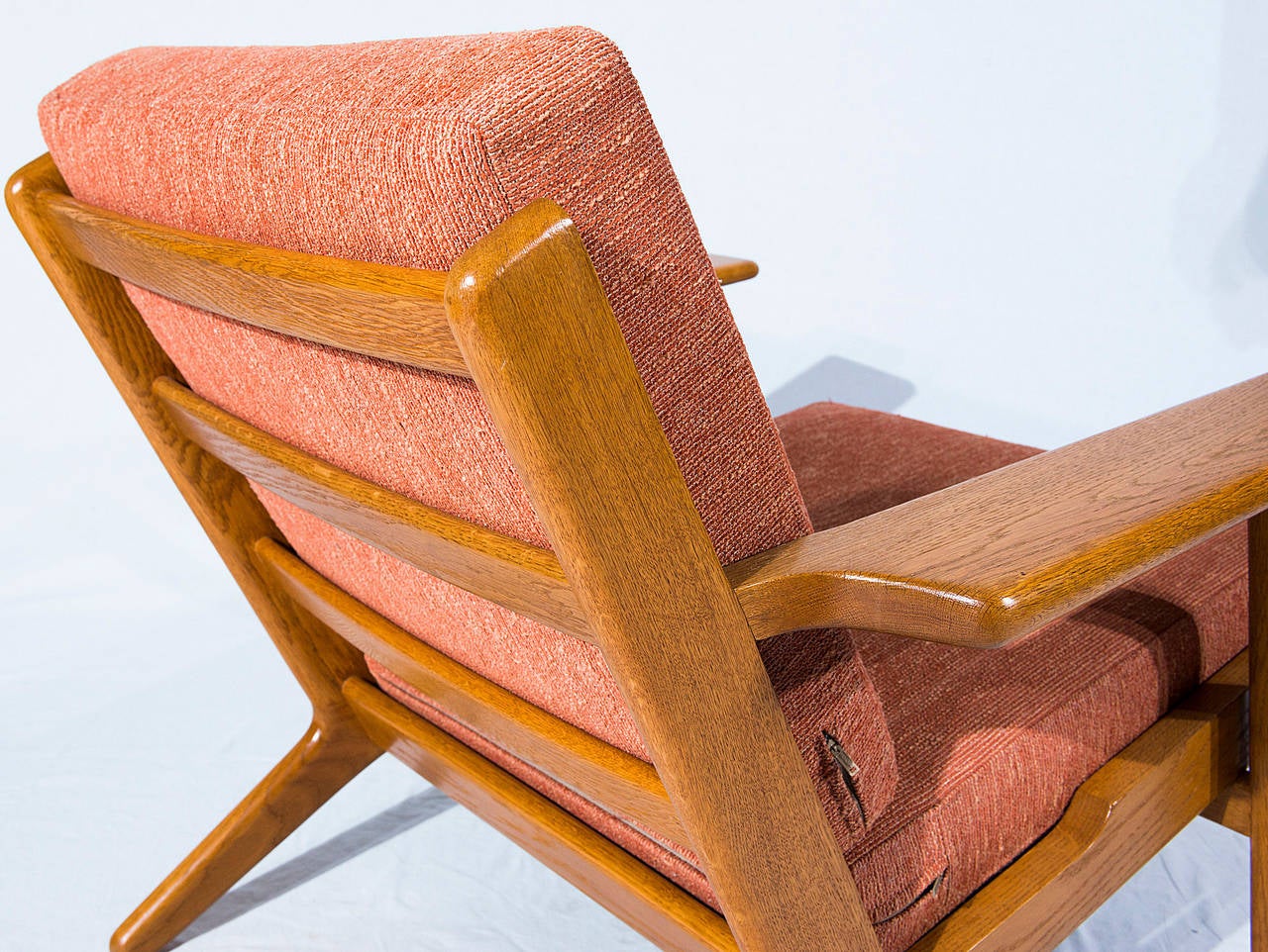 Scandinavian Modern Hans Wegner GE-290 Lounge Chair