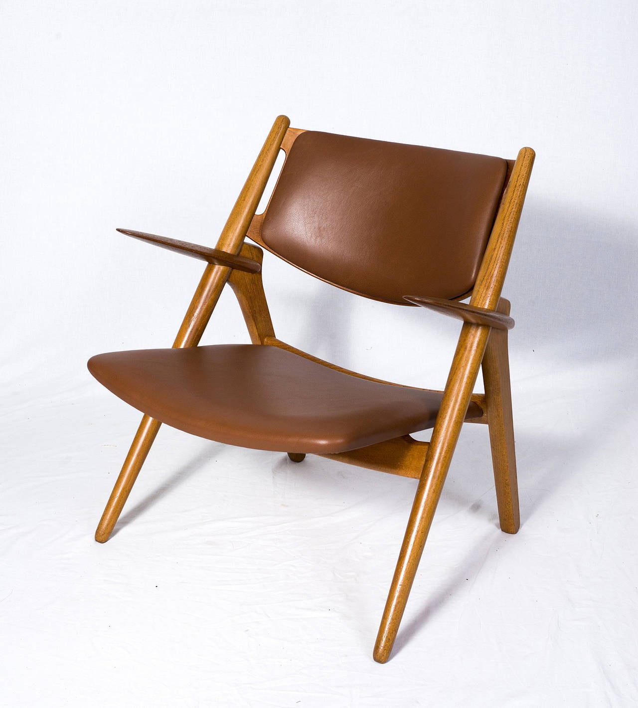 Hans Wegner CH-28 Lounge Chair at 1stDibs | hans wegner ch28, ch 28 wegner, ch28 wegner