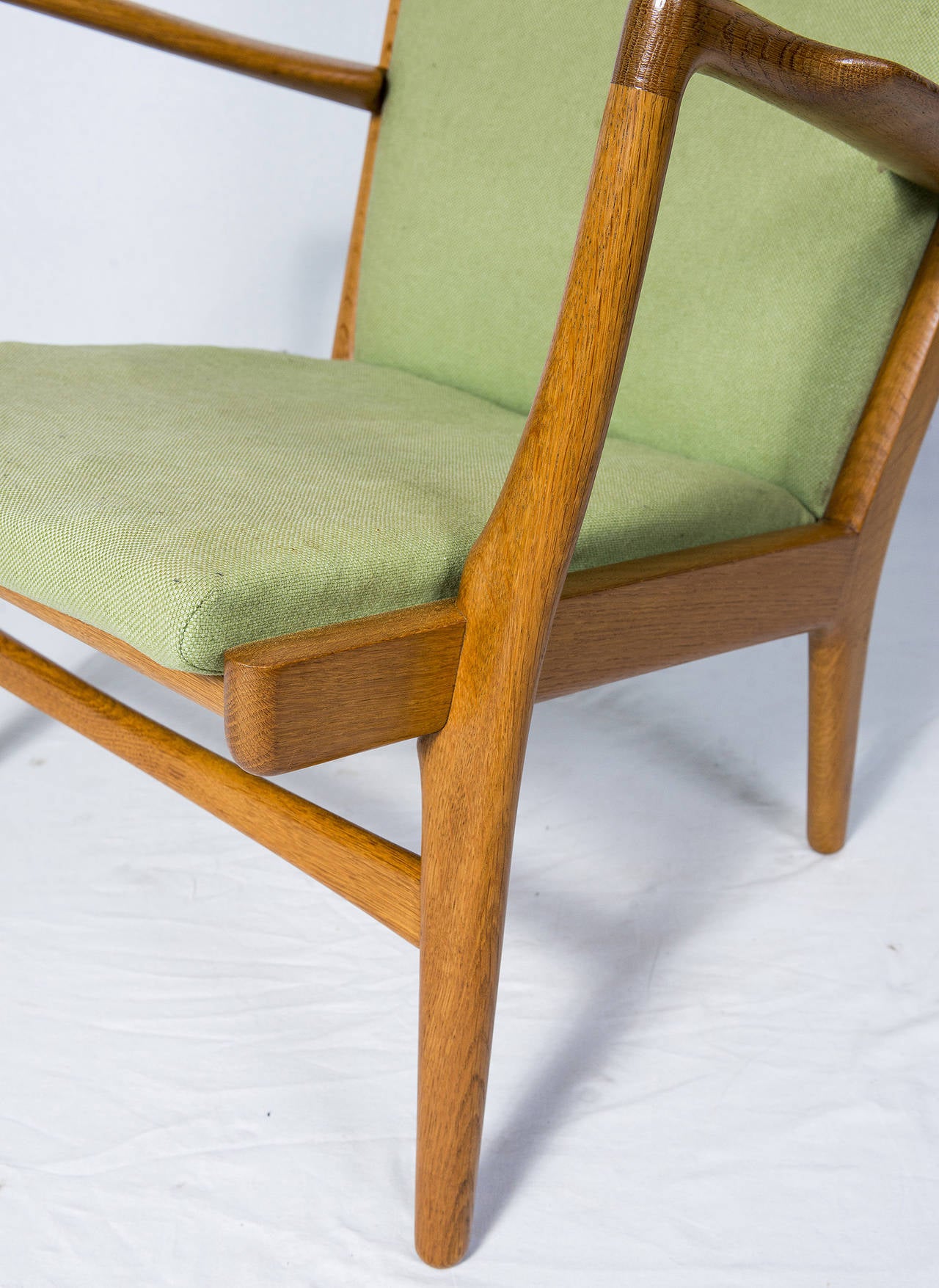 Fabric Hans Wegner AP-16 Lounge Chair