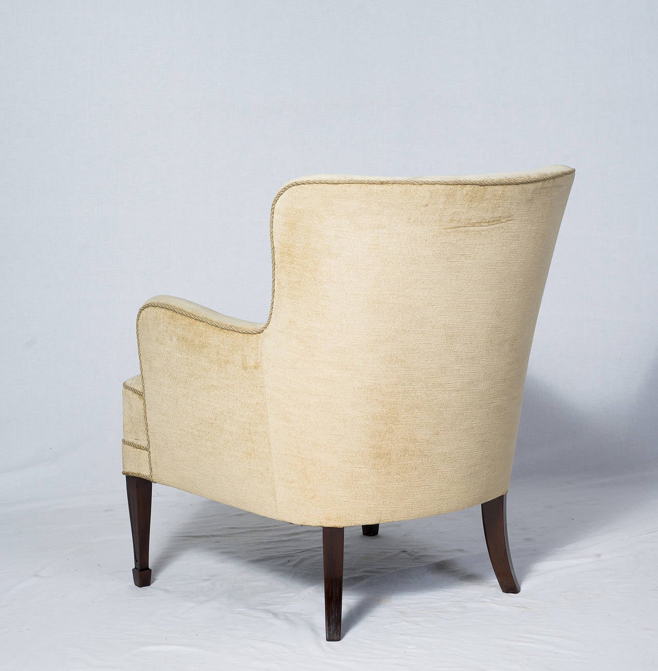 Frits Henningsen Lounge Chair In Good Condition In Los Angeles, CA