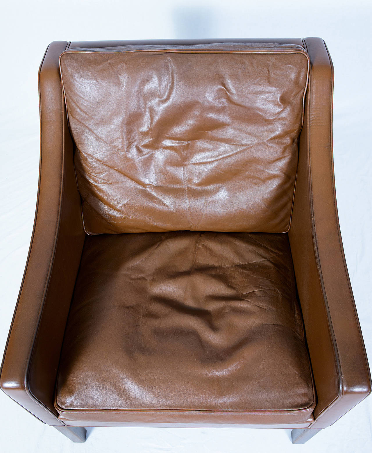 Mid-20th Century Børge Mogensen Model #2207 Leather Lounge Chair For Sale