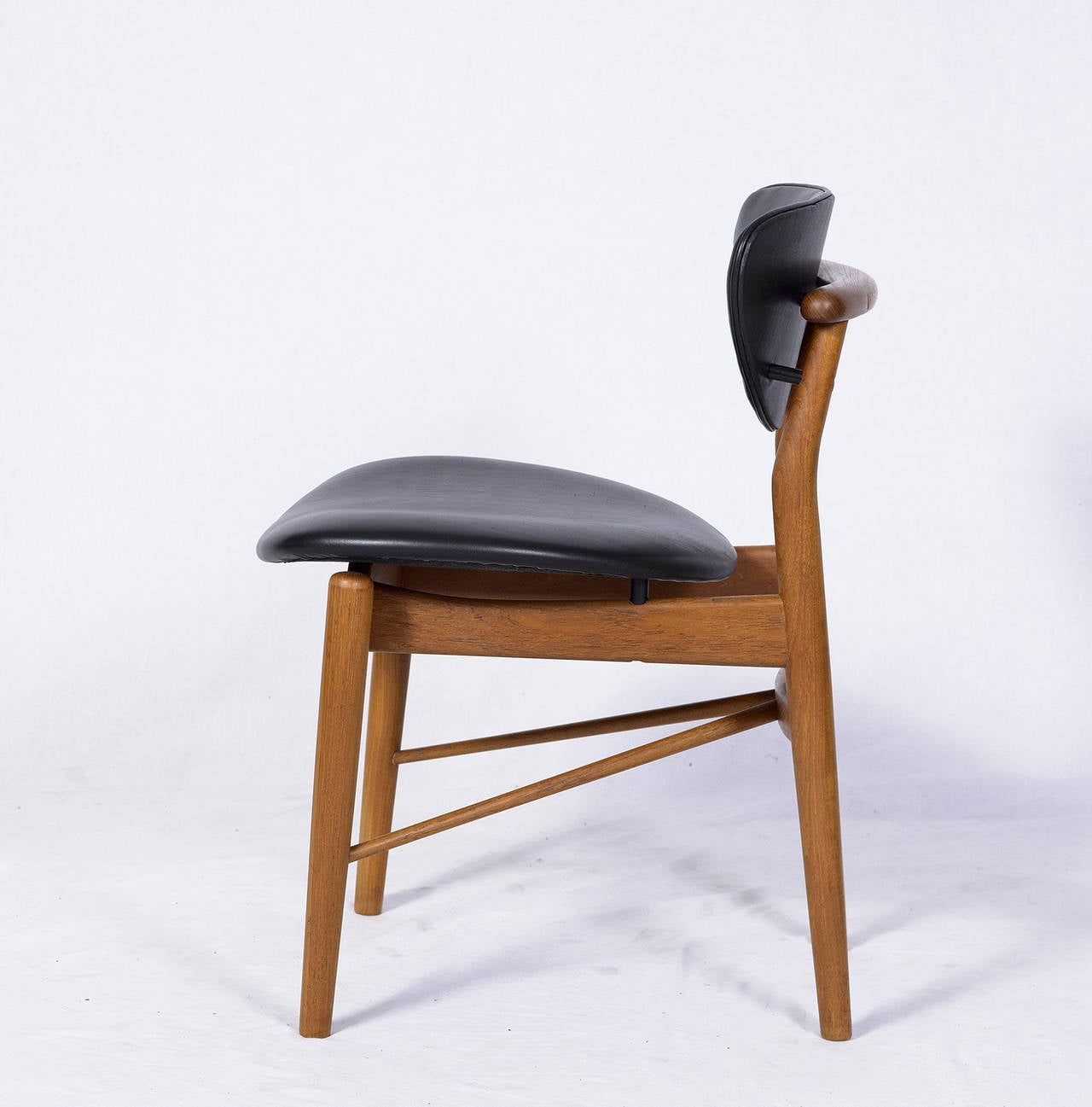 Scandinavian Modern Set of Six Finn Juhl NV 55 Dining Chairs
